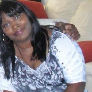 Meet your Posher, Dee